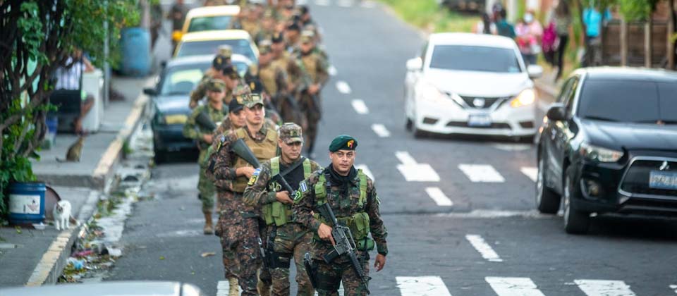 Ministro Villatoro afirma que se han detenido a más de 700 pandilleros en cerco de Soyapango