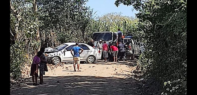 Tres lesionados deja fuerte accidente en Zacatecoluca
