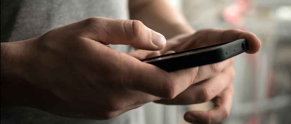Sujeto contactó a una menor a través de las redes sociales para luego abusar de ella