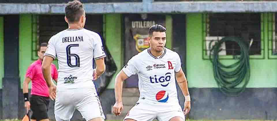 Alexander Larín aclara porqué dejó el Alianza