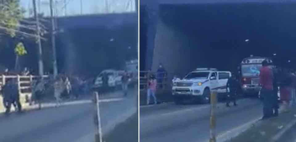 Caos vehicular tras múltiple choque en túnel de Ilopango
