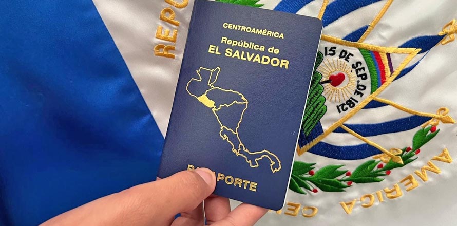 Más de 57 mil salvadoreños residentes en EUA son beneficiados con la apertura de tres nuevos consulados