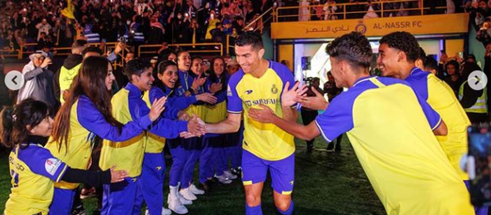Cristiano Ronaldo afirma que su contrato es único porque él es «único»