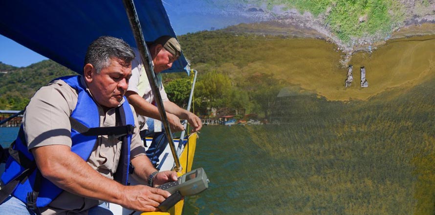 MARN reporta incremento de las poblaciones de cianobacterias en Lago de Coatepeque