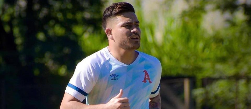 Fito Zelaya afirma que se fue a las trompadas con jugador de Platense porque le «insultaron a su madre»
