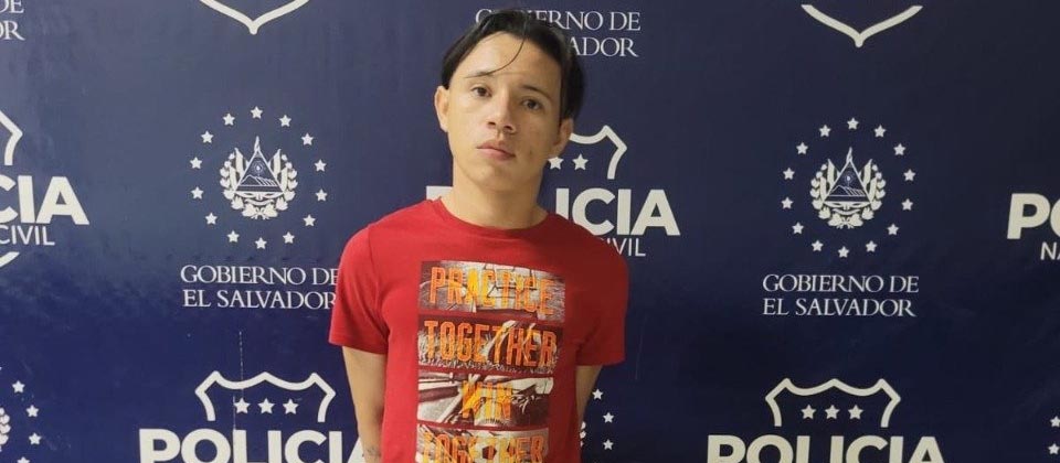 Detienen a sujeto por aprovecharse de una menor de edad