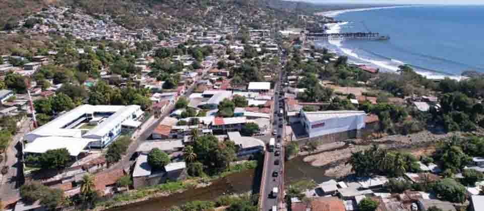 Inicia ampliación de la carretera del Litoral, entre el puerto de La Libertad y la playa El Zonte