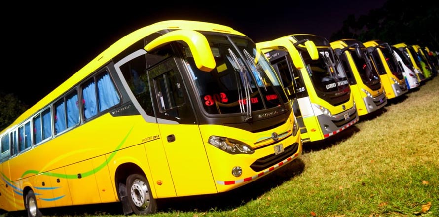 Presentan flota renovada de autobuses destinados al transporte colectivo
