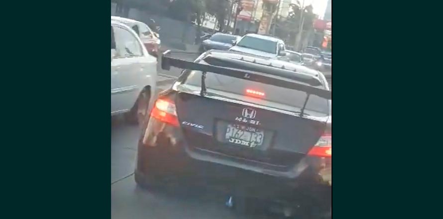 Denuncian a conductor que realizó maniobra indebida en San Salvador