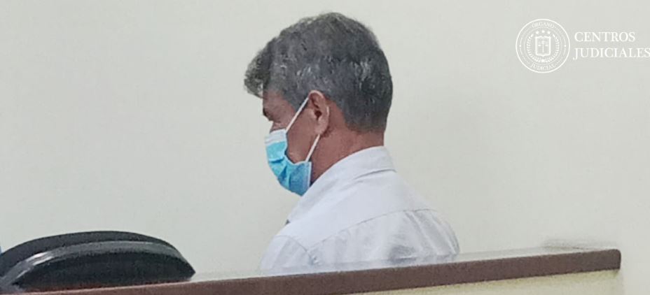 Procesan a pastor evangélico acusado de acosar a una estudiante