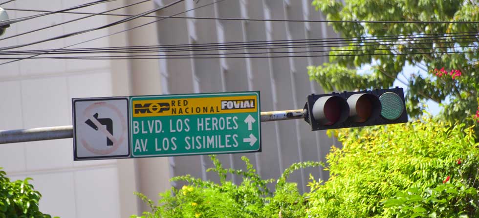 MOP ya trabaja en la instalación de 799 cámaras con sistema de fotomultas