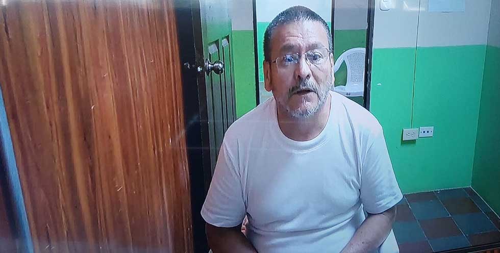 Exfiscal enfrenta juicio por simulación de delitos