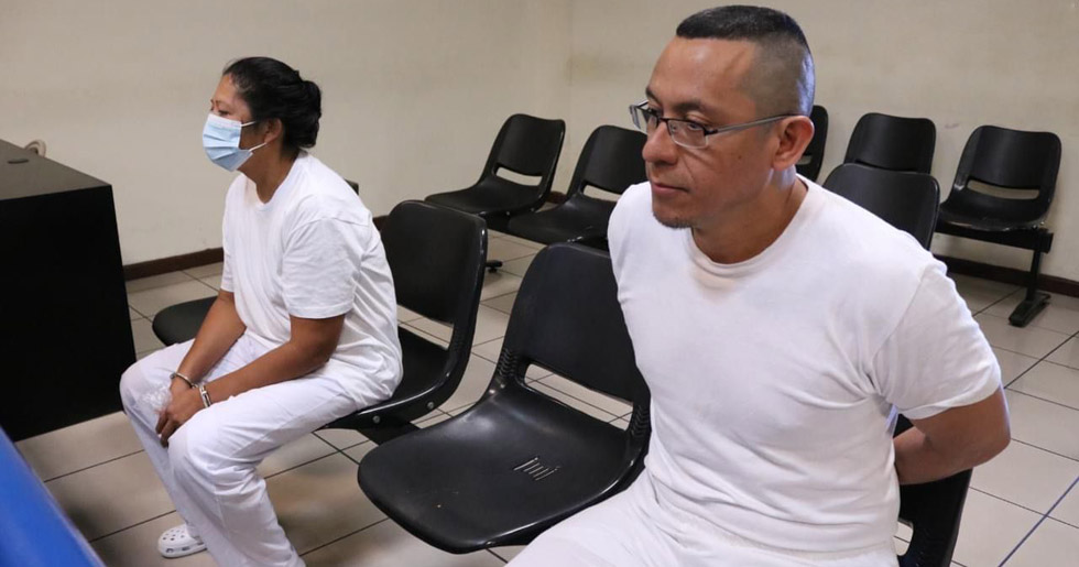 Pareja es condenada por extorsionar con $200 a víctima en La Libertad