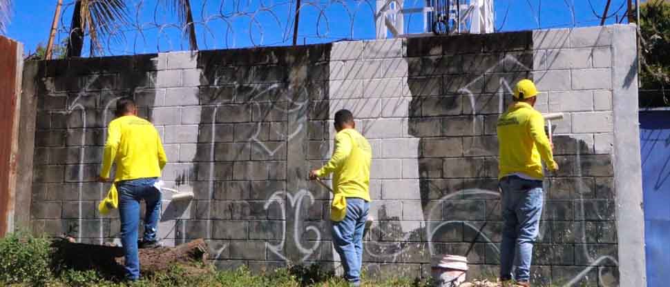 Continúa el borrado de toda mancha con la que pandilleros «delimitaban» territorios en Soyapango