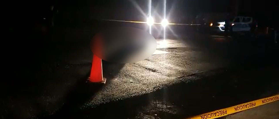 Peatón fallece atropellado y su cadáver queda tendido a la entrada de Sensuntepeque