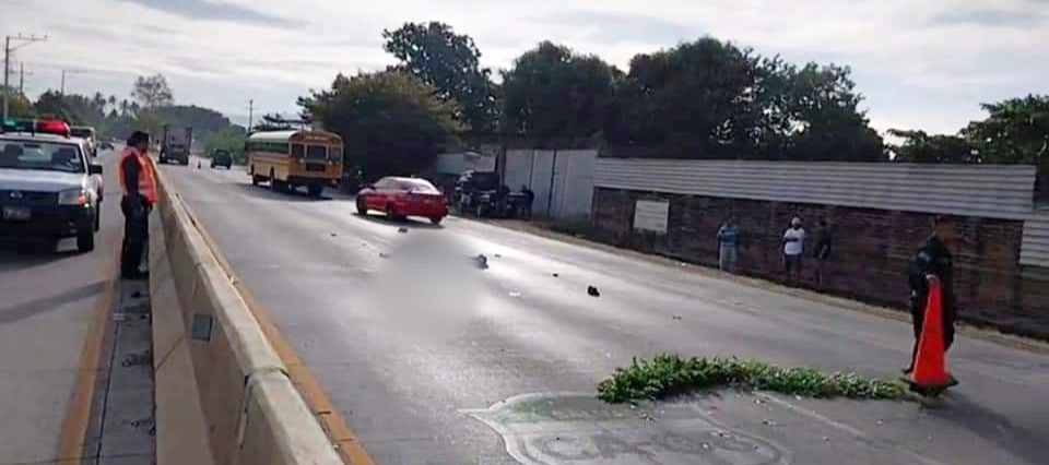 Conductor pierde la vida esta mañana tras fuerte accidente en Sonsonate