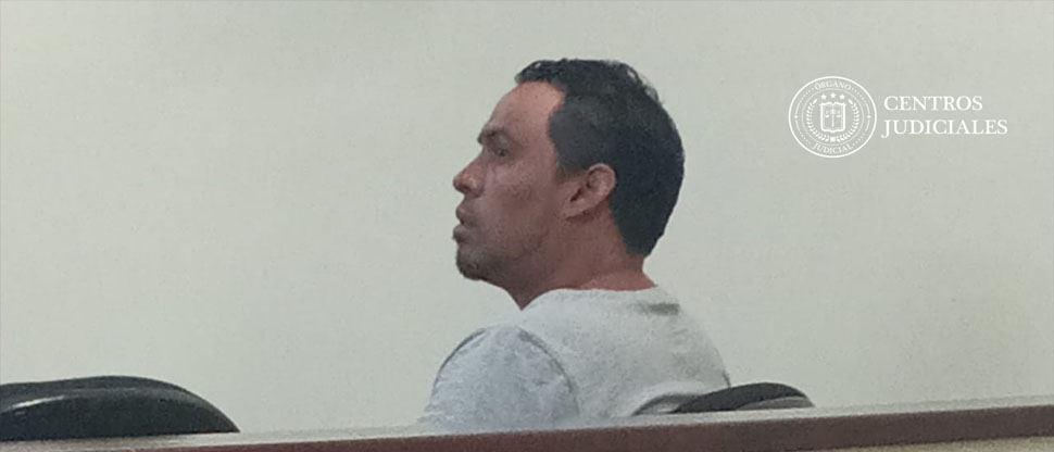 Hombre de 38 años convenció a su novia adulta mayor que le regalara dos carros y después la abandonó