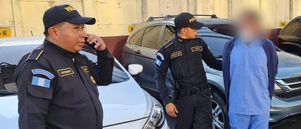 Marero se disfraza de enfermero para sacar a sus cómplices de hospital en Guatemala