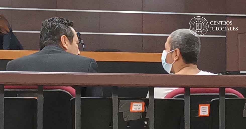 Condenan a sujeto que alquiló dos carros y los vendió en Santa Tecla