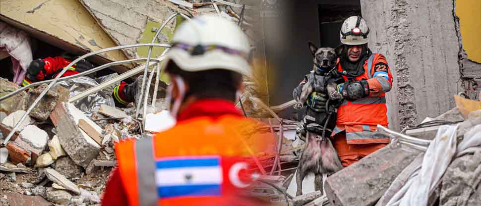Rescatistas salvadoreños ya trabajan en labores de búsqueda y rescate de personas bajo los escombros en Turquía