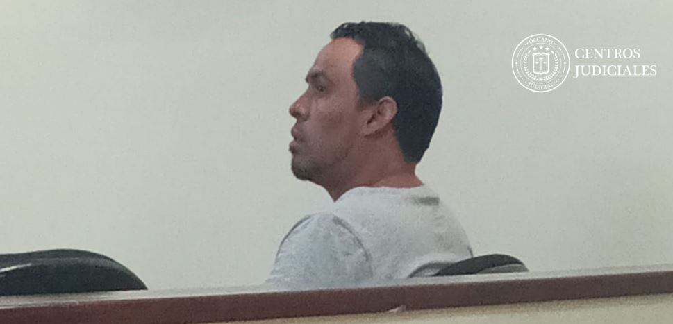 Salvadoreño terminó su noviazgo con una mujer residente en EUA luego que ella pasó dos carros a su nombre