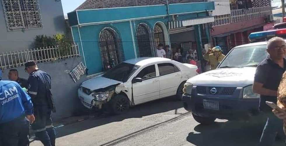 Vendedor muere atropellado por un ebrio al volante en Chalatenango