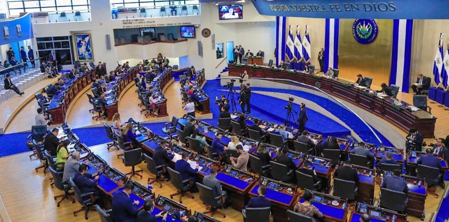 Comercios pedirán datos de compradores por montos superiores a $25 mil