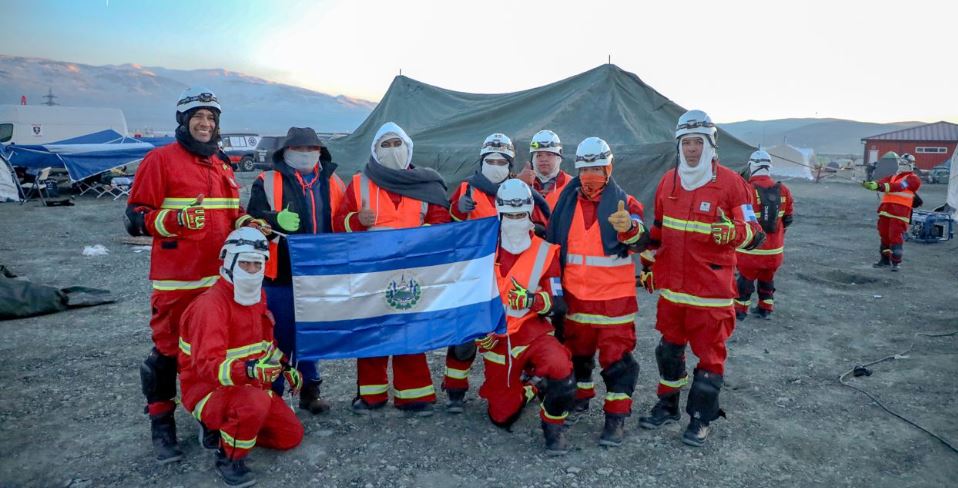 El Salvador es el único país de Centroamérica en enviar ayuda a Turquía
