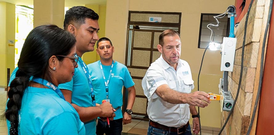 Anuncian apertura de inscripción para segundo trimestre de la Escuela de Especialización para la Construcción DOM