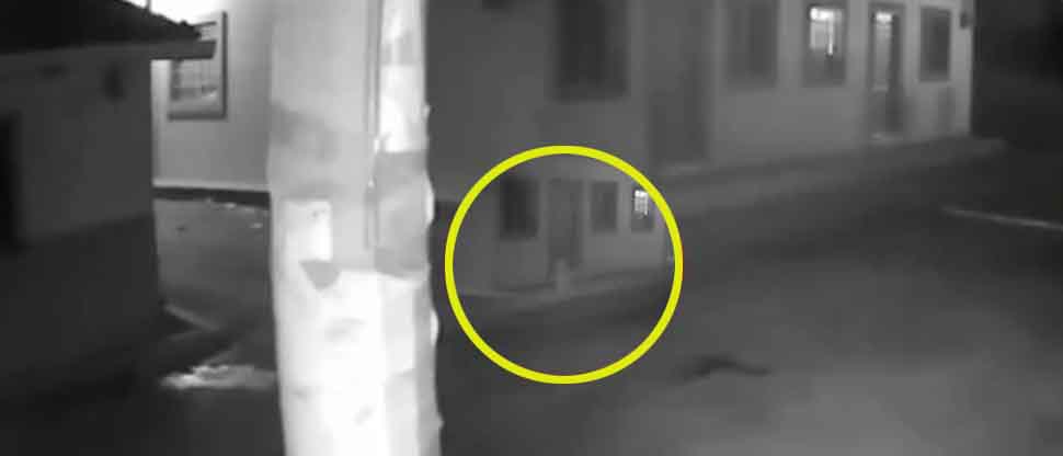 VIDEO: Supuesto fantasma de un niño causa temor en habitantes de una comunidad