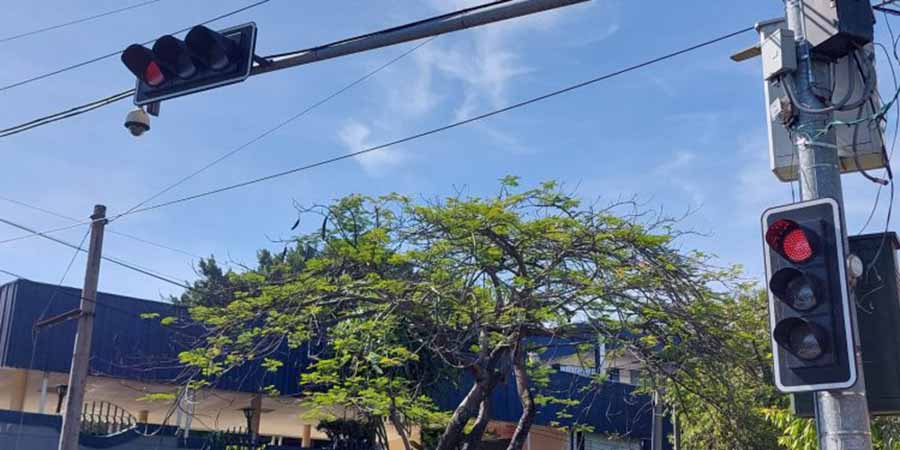 Inicia la instalación del sistema de fotomultas en San Salvador