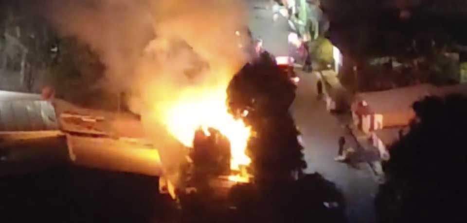Reportan incendio en una cohetería en Mejicanos