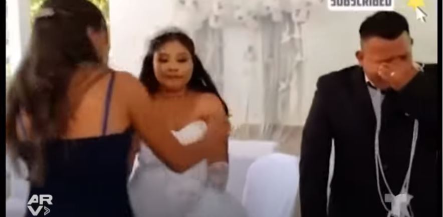 VIDEO: Novio llora en su boda porque apareció su ex con nueva pareja