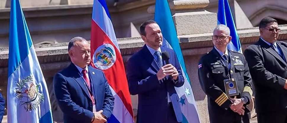 Ministro de Seguridad expone beneficios del régimen de excepción a países de Centroamérica, México y del Caribe