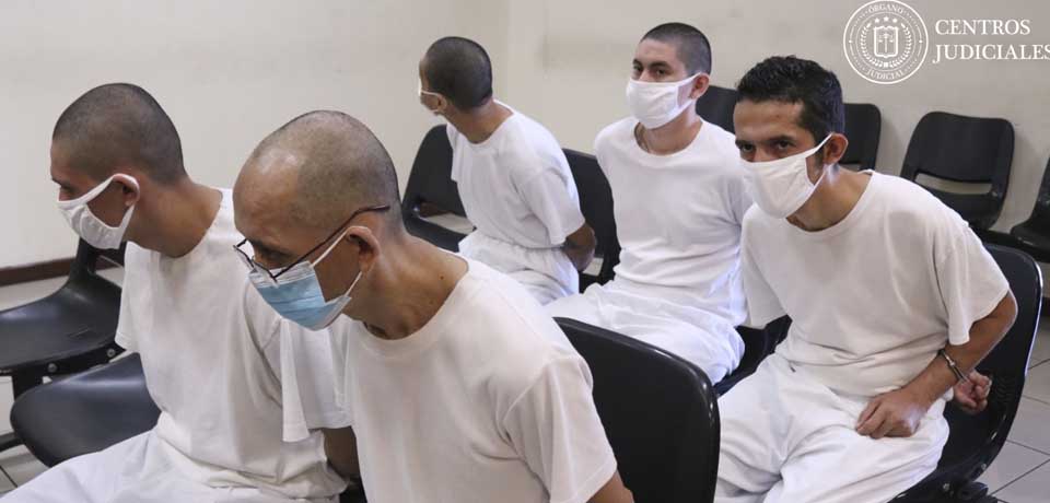 Pandilleros reciben 48 años de cárcel por extorsionar a una familia en San Salvador