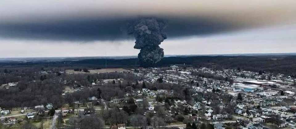 Catástrofe ambiental en Ohio mantiene a residentes con temor 