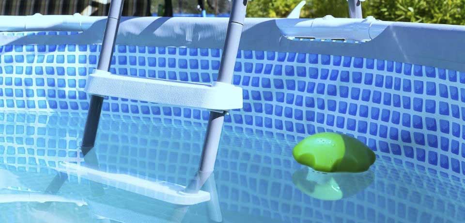 Dos mujeres mueren electrocutadas en una piscina inflable 