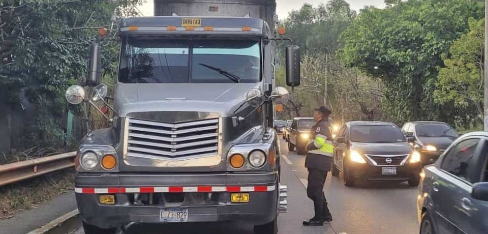 Más de 13 mil multas al transporte de carga en lo que va del año