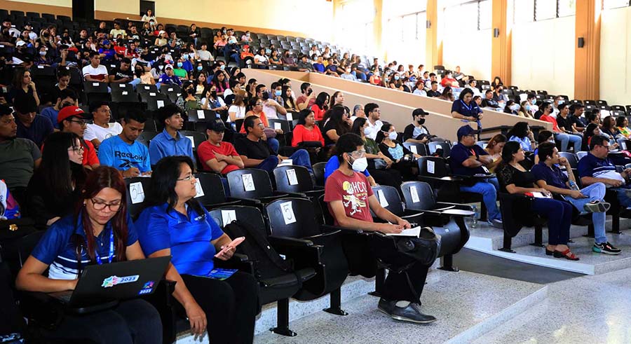 1,300 estudiantes de la UES buscan ser voluntarios para los Juegos San Salvador 2023