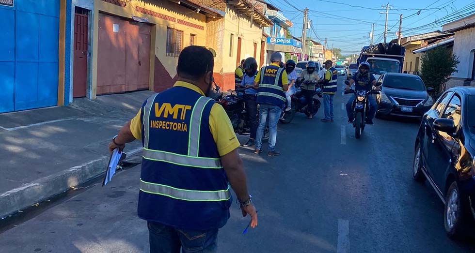 VMT impone 60 multas por diferentes faltas en la ciudad de San Miguel