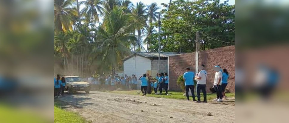 Enjambre de abejas ataca a estudiantes del Centro Escolar San Diego, La Libertad