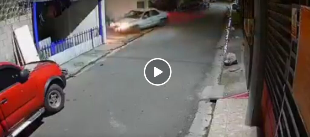 Conductor fuera de control choca con una vivienda de San Miguel: El copiloto salió corriendo