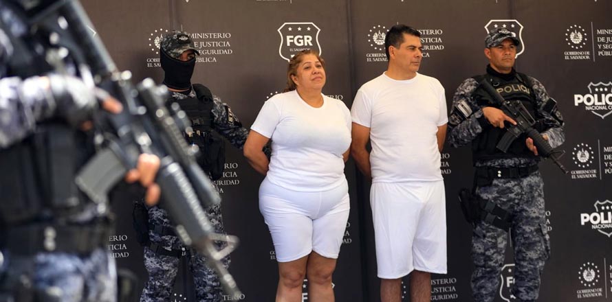 Programan audiencia inicial contra pareja acusada de tráfico de drogas
