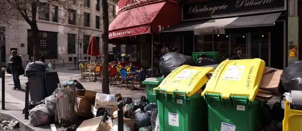 Más de 5,000 toneladas de basura sin recoger en París 