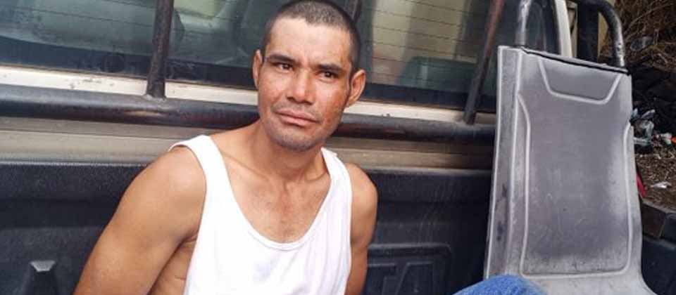 Detienen a sujeto por quitarle la vida a víctima cuando estaban tomando