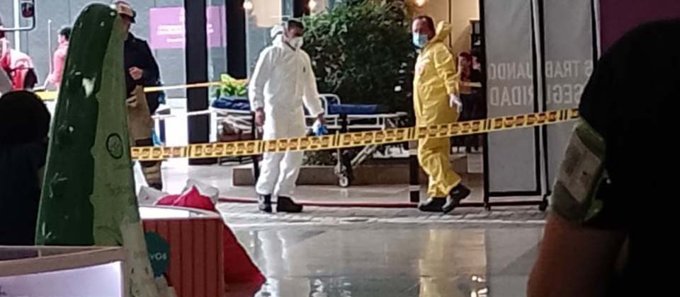 Hombre mata a su expareja con un polvo tóxico en un centro comercial en Colombia