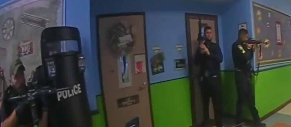 Tiroteo en una escuela de Denver deja 2 lesionados