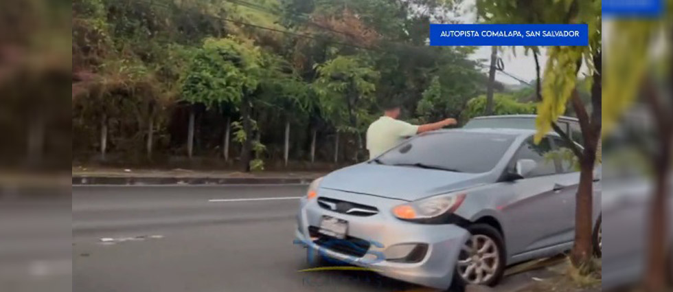 Reportan accidente sobre la autopista Comalapa