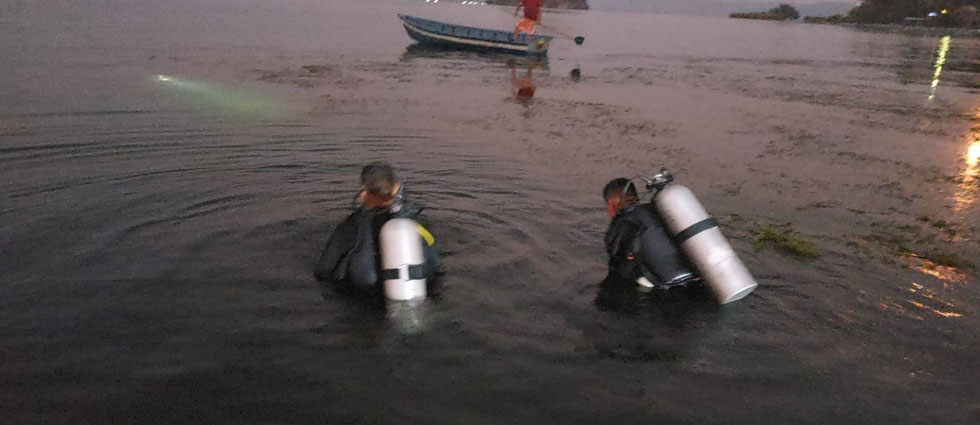 <strong>Buzos de la Fuerza Naval recuperan el cuerpo sin vida de joven ahogado en el lago de Ilopango</strong>