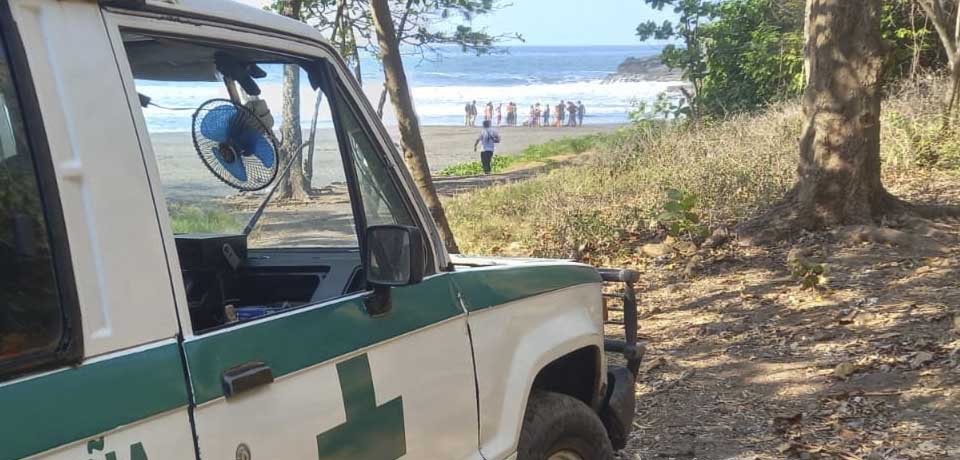 Mujer fallece ahogada en playa de La Libertad